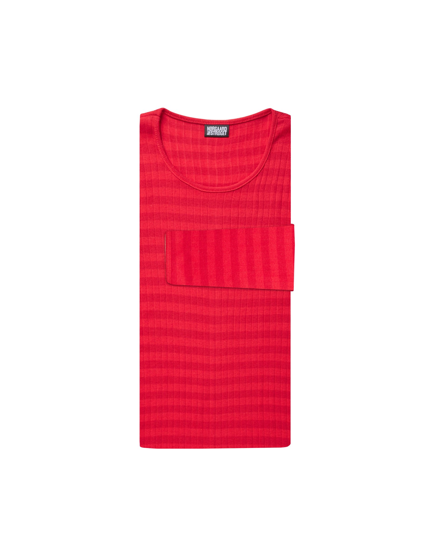 101 Broadway, Red/Winterred