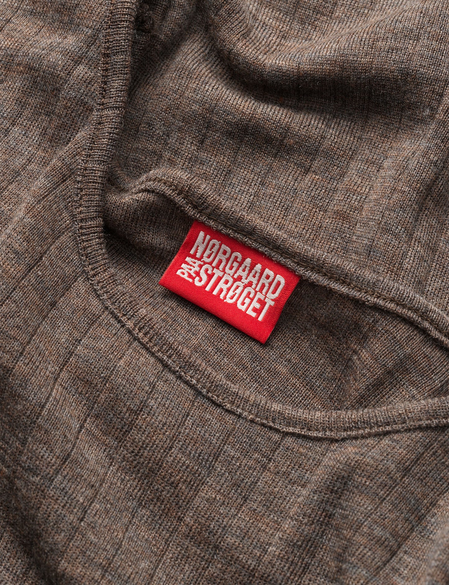 101 Wool, Brown