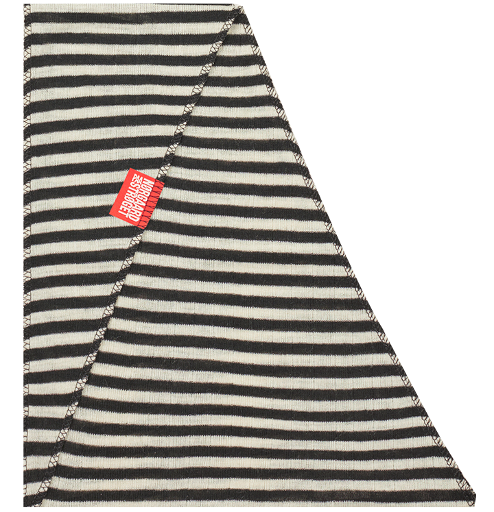 NPS Scarf Triangle Wool, Black/Ecru Stripe