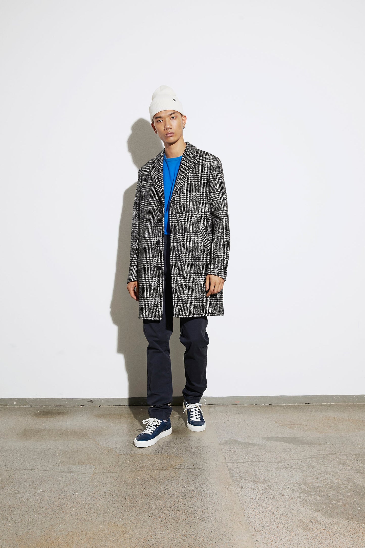 PoW Charles, Black/White Check