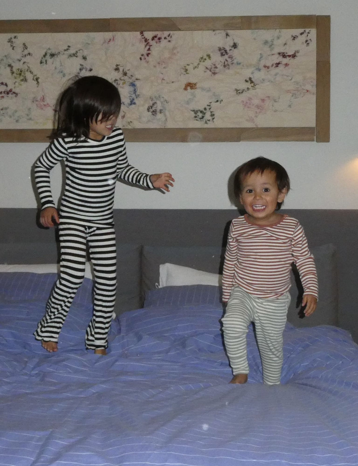 5x5 Classic Stripe Lala Leggings, Black/Vanilla Ice
