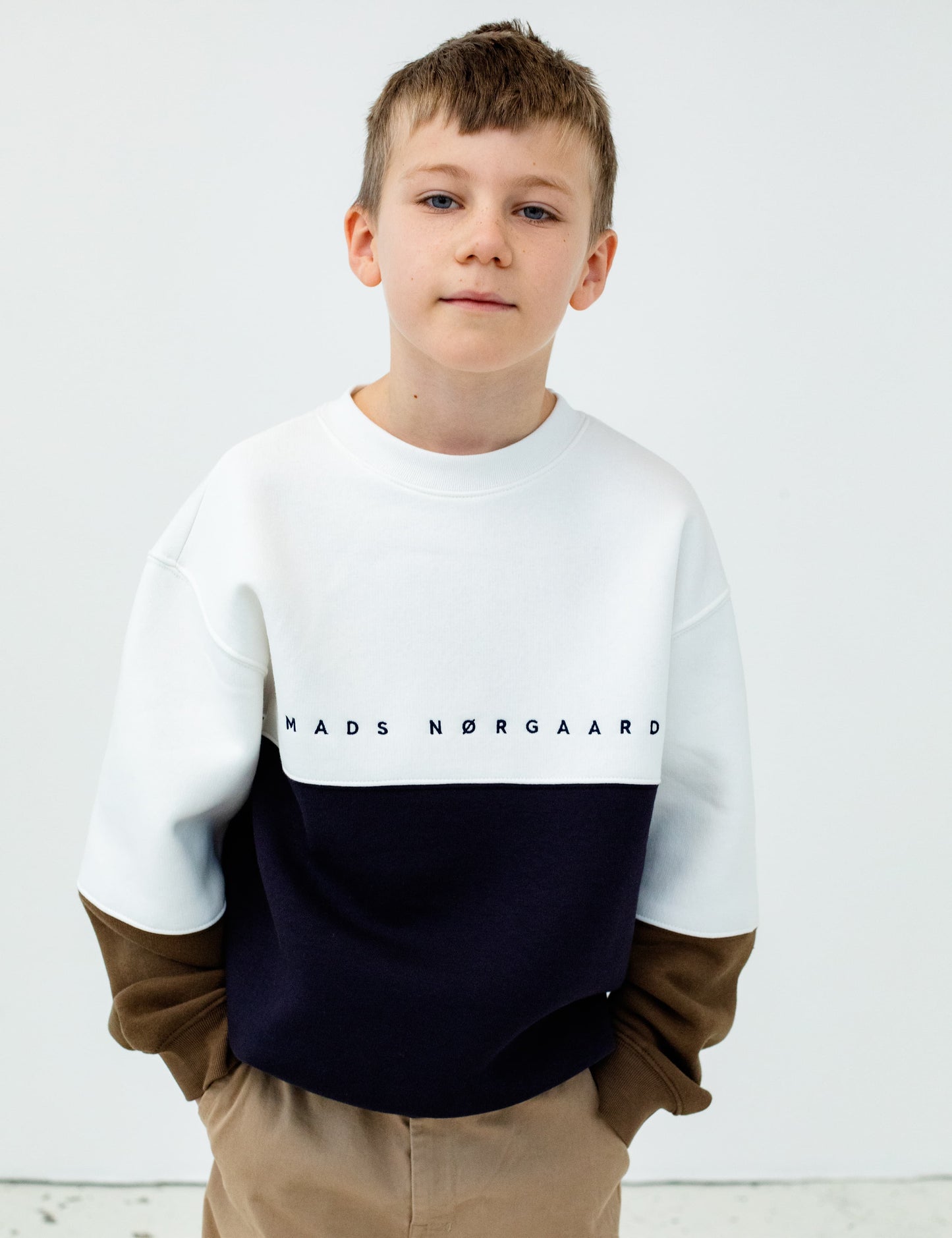 Standard Sonar Block Sweatshirt, Deep Well/Marshmallow/Cup