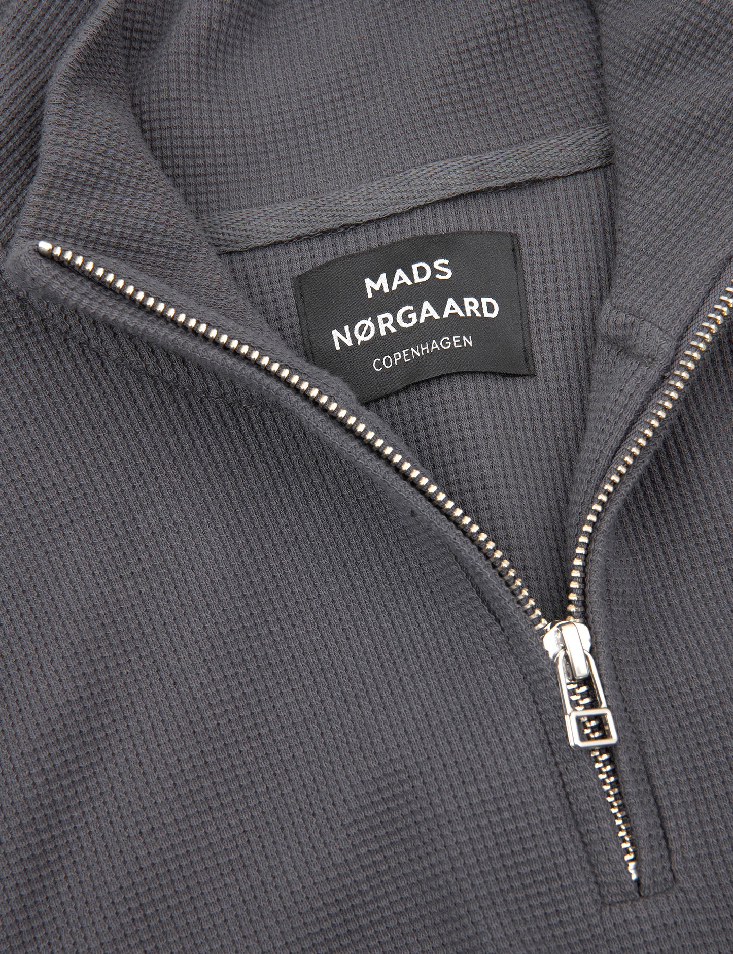 Waffle Swindon Sweat, Asphalt