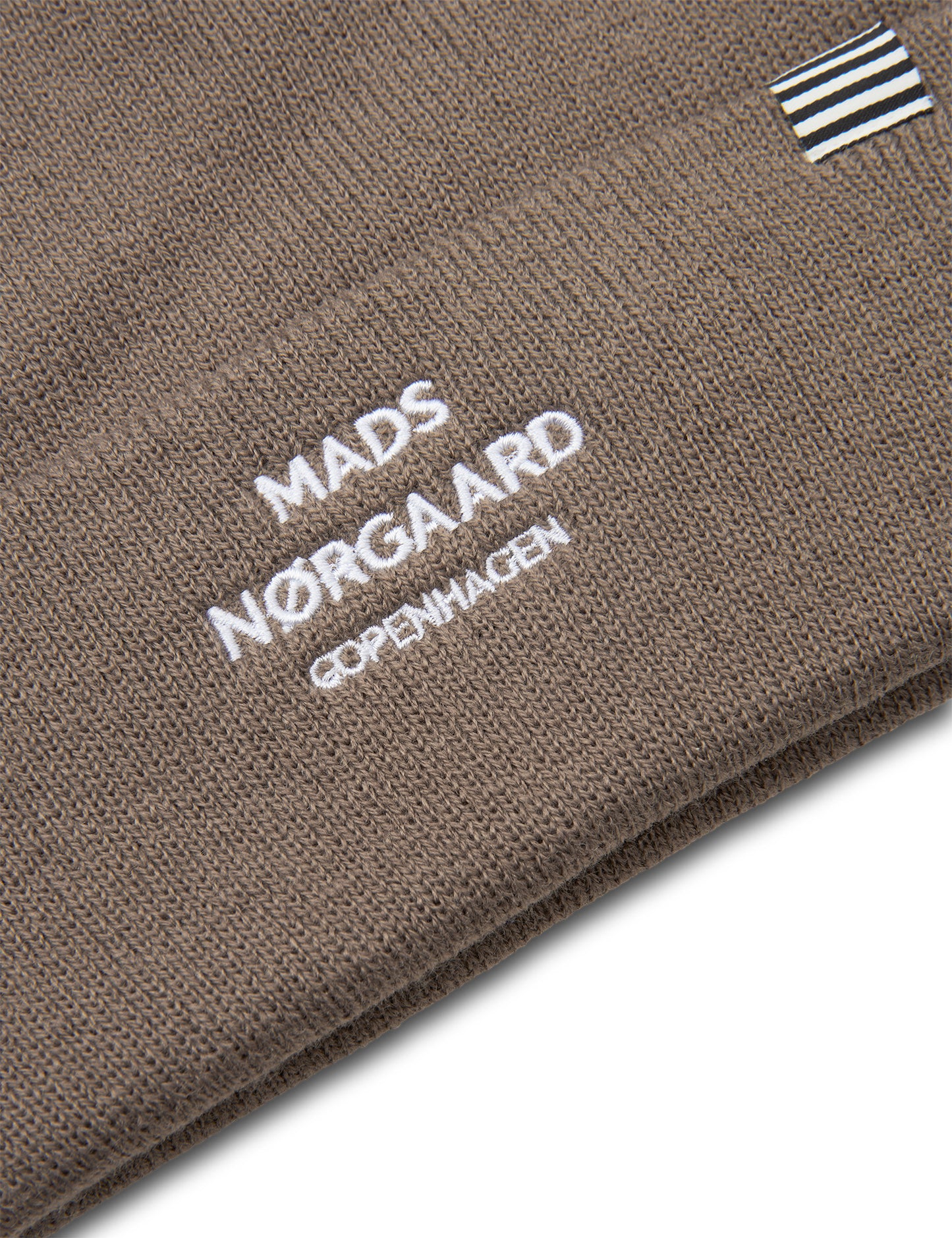 Isak Logo Ambas Beanie, Cub
