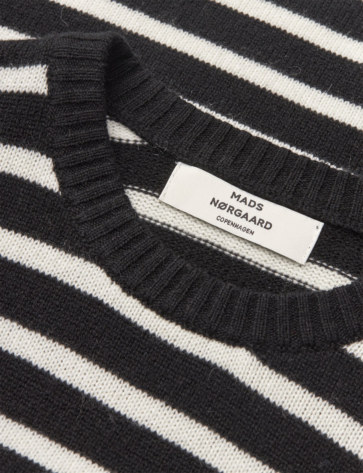Amber Ingrid Knit, Black/Vanilla Ice