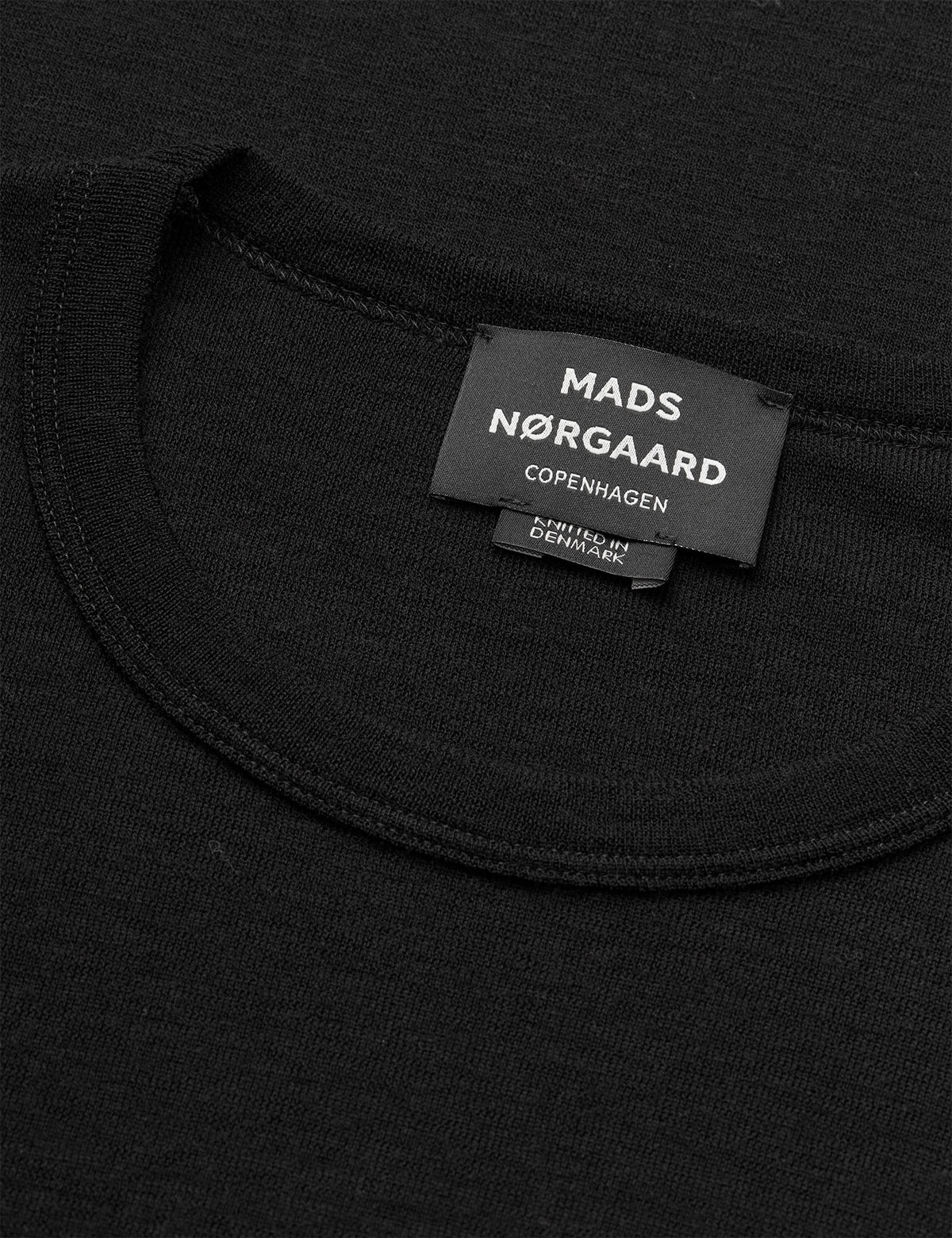 Fine Wool Solid Tobias Knit, Black