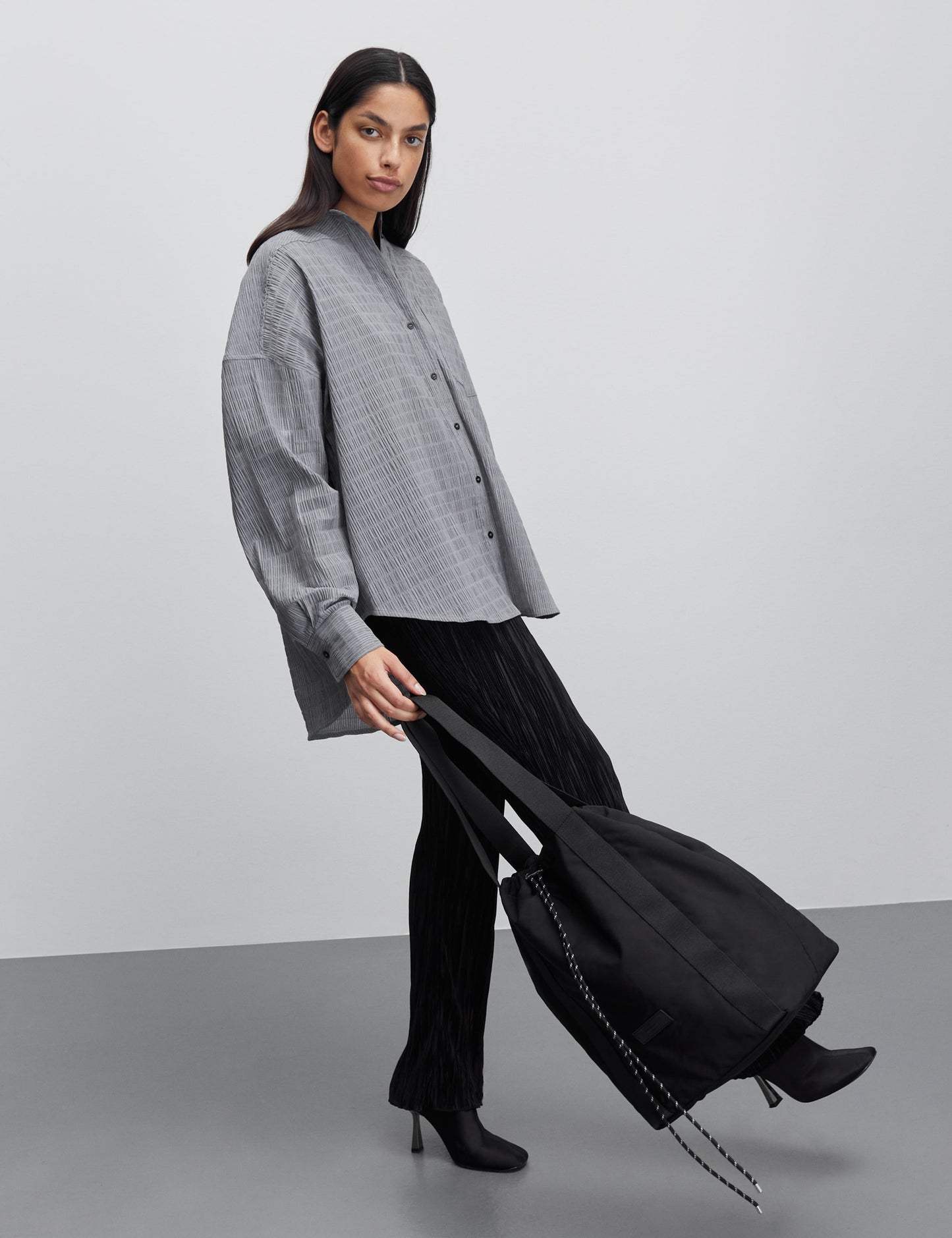 Crinckle Pop Fran Shirt, Asphalt/Black