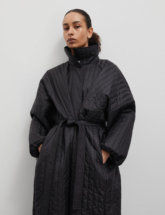 Quilt Ruler Coat, Black