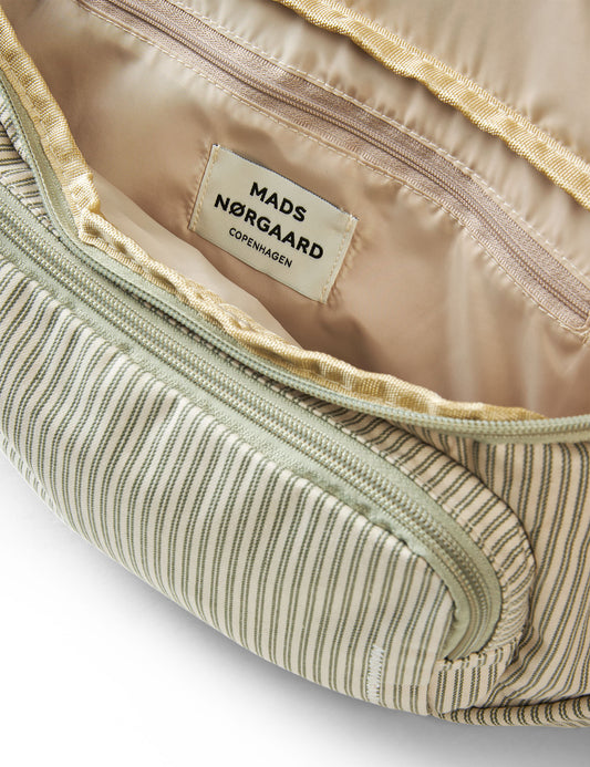 Broma AOP Coco Bum Bag, Four Leaf Clover/Whitecap Grey