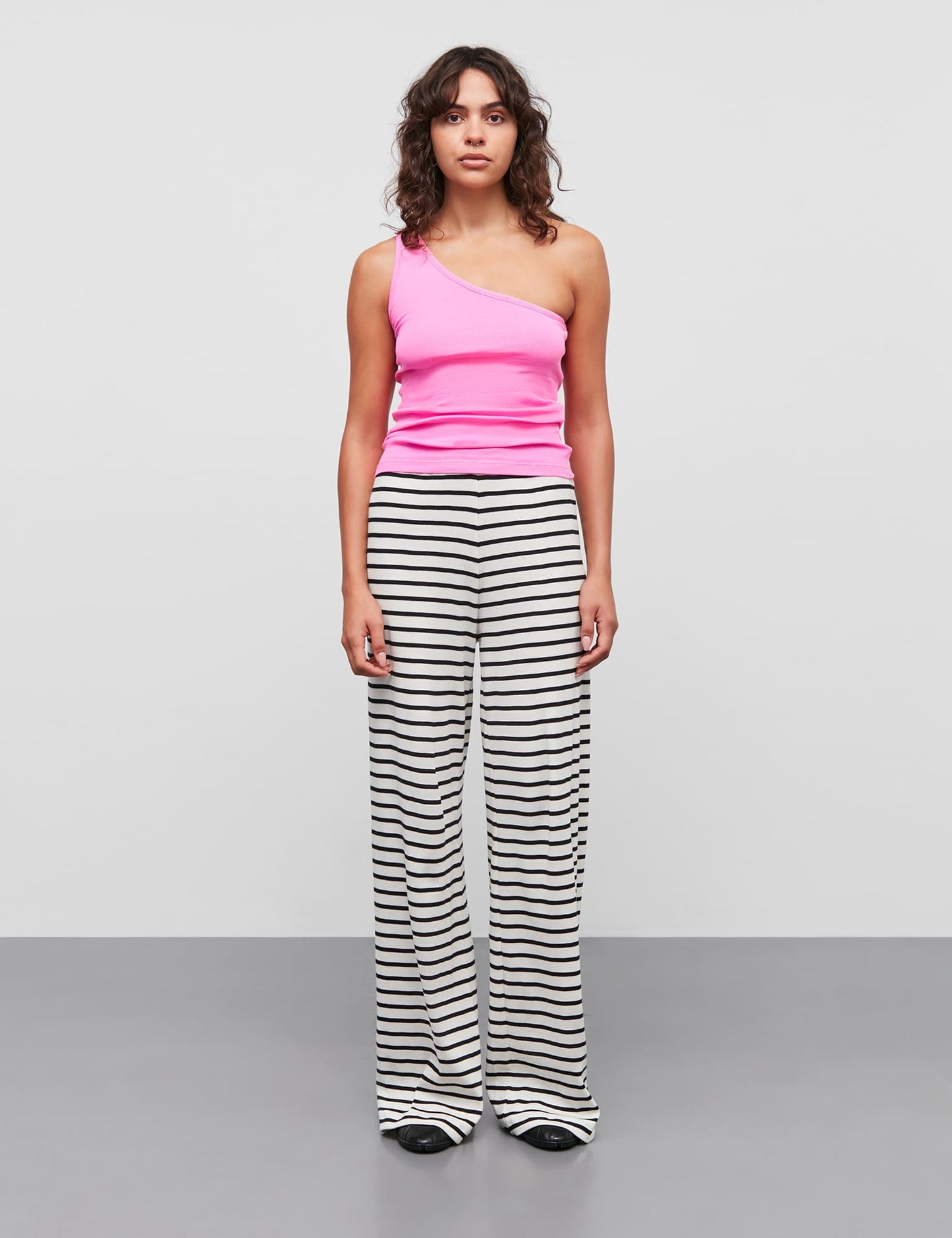2x2 Neon Kitty Top, Knockout Pink