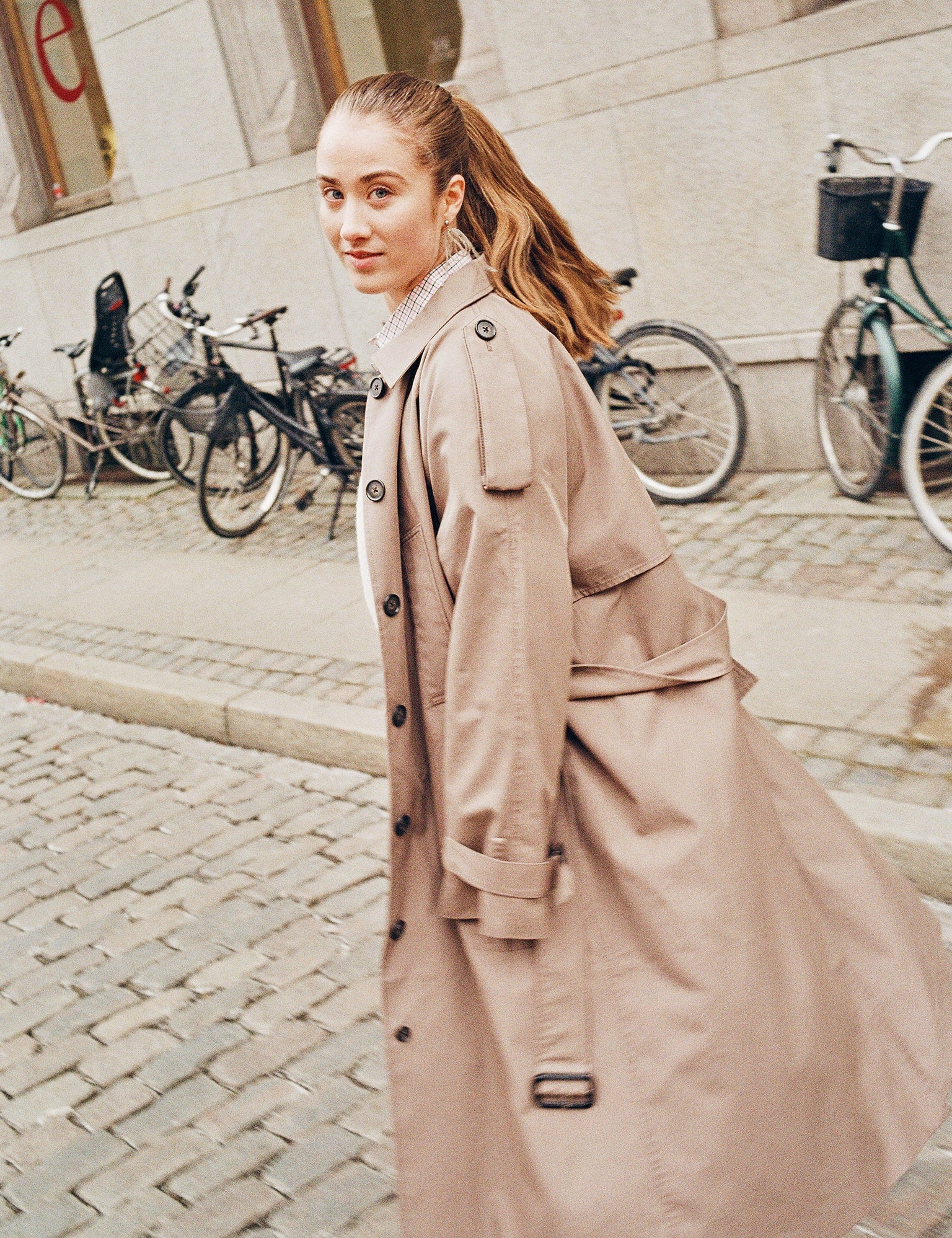 Cotton Pol Benley Trench Coat, Walnut – MADS NØRGAARD – COPENHAGEN