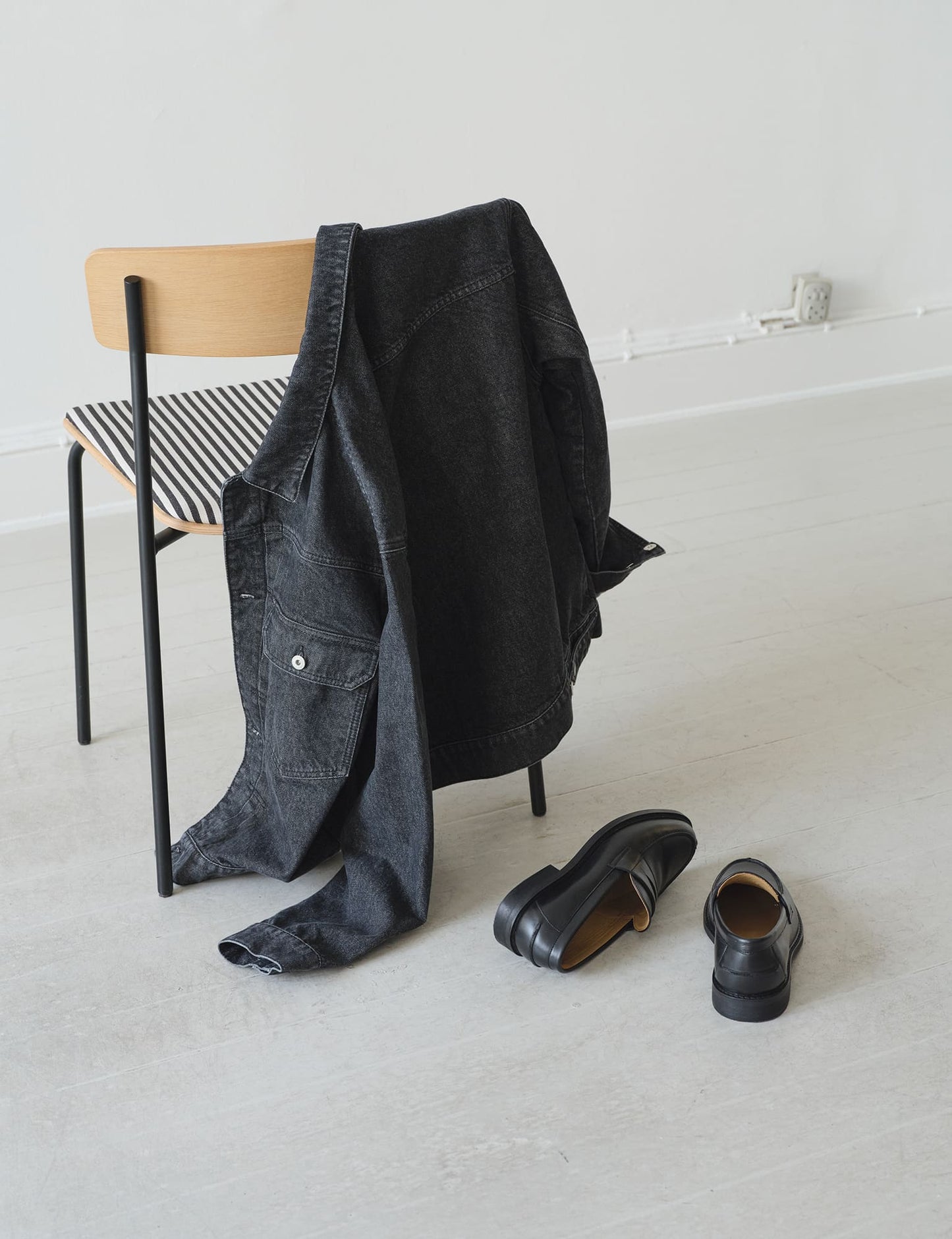 Sharp Roman Loafer, Black