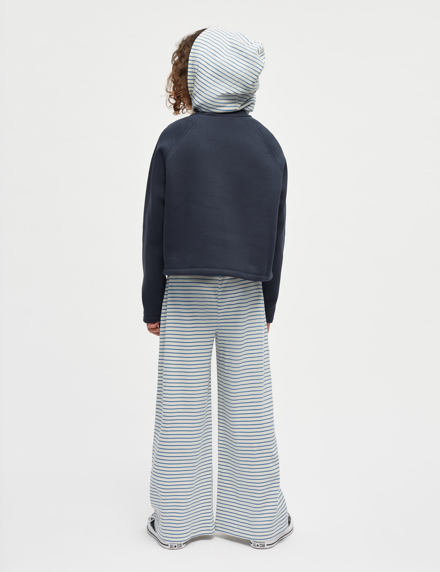 Standard Alia Sweatshirt, Sky Captain