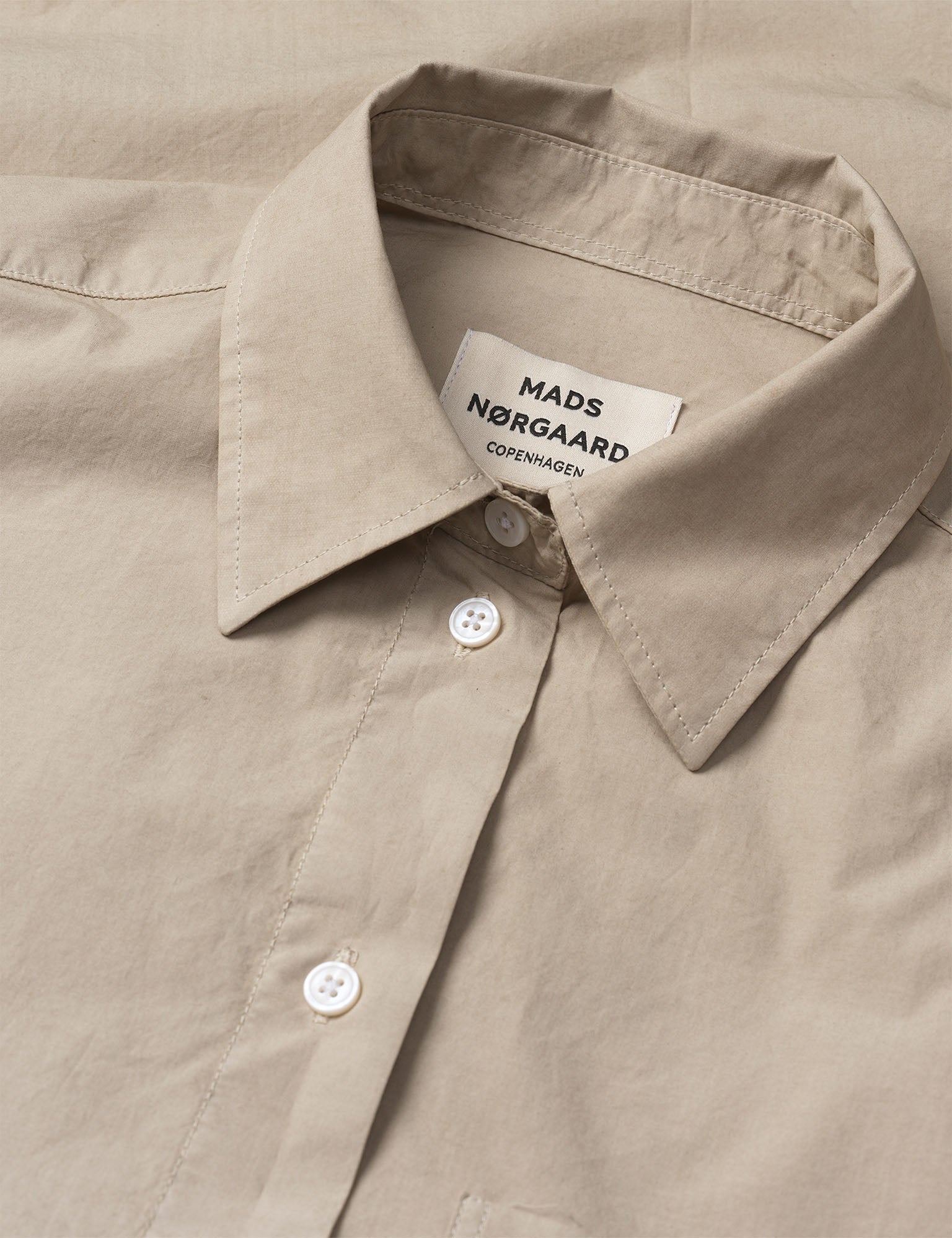 Crispy Poplin Carol Shirt, Plaza Taupe – MADS NØRGAARD – COPENHAGEN
