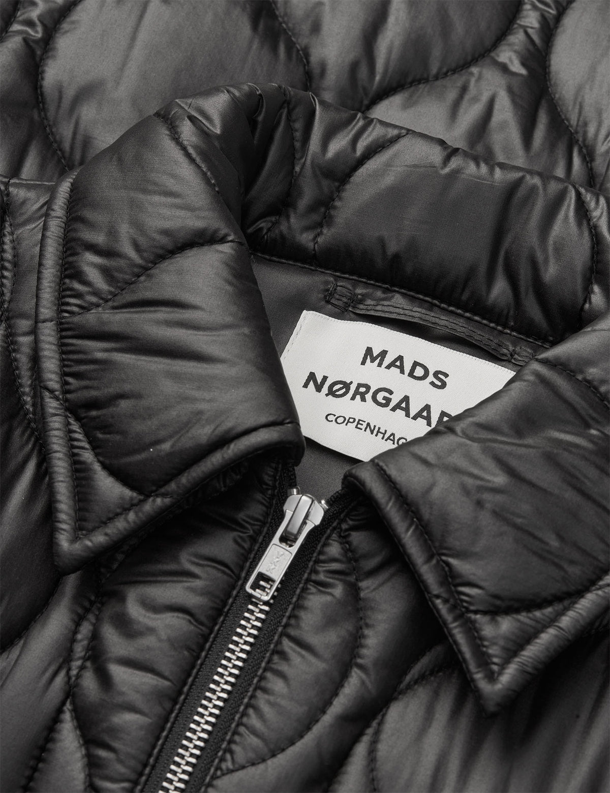 Shiny Ripstop Flora Jacket, Black