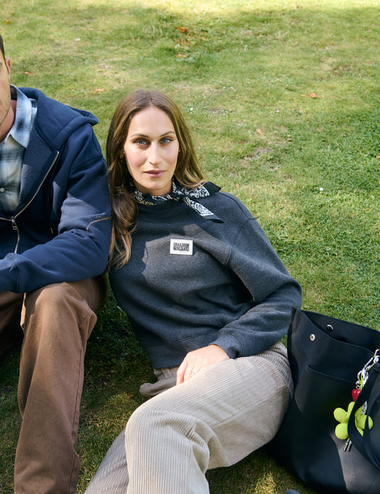 Standard Taylor Sweatshirt, Dark Grey Melange